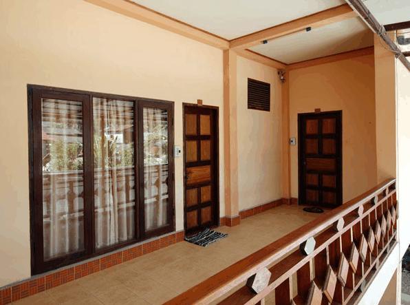 Jammee Guesthouse Vang Vieng Εξωτερικό φωτογραφία
